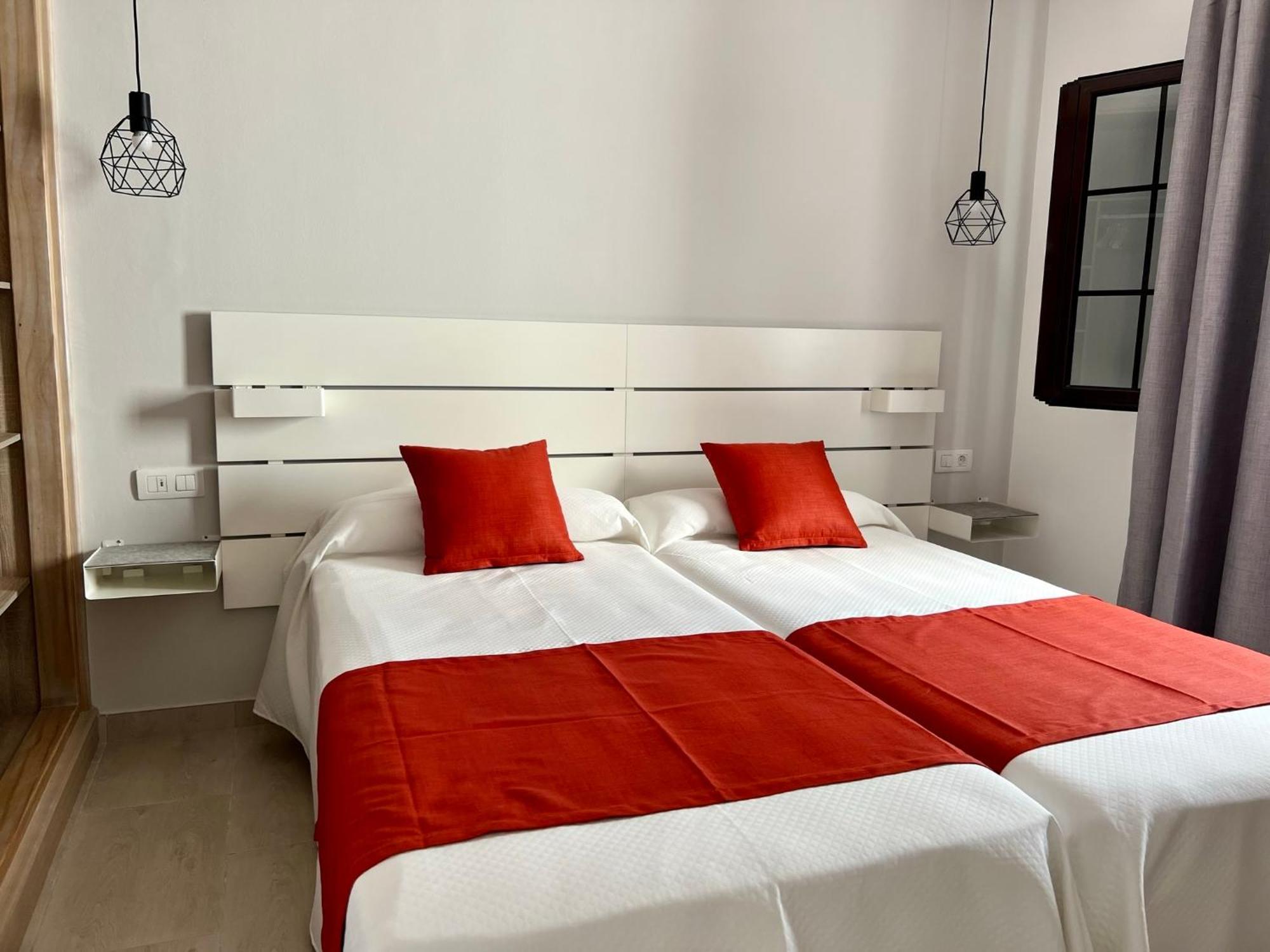 Apartamentos Fayna ปูแอร์โตเดลคาร์เมน ภายนอก รูปภาพ