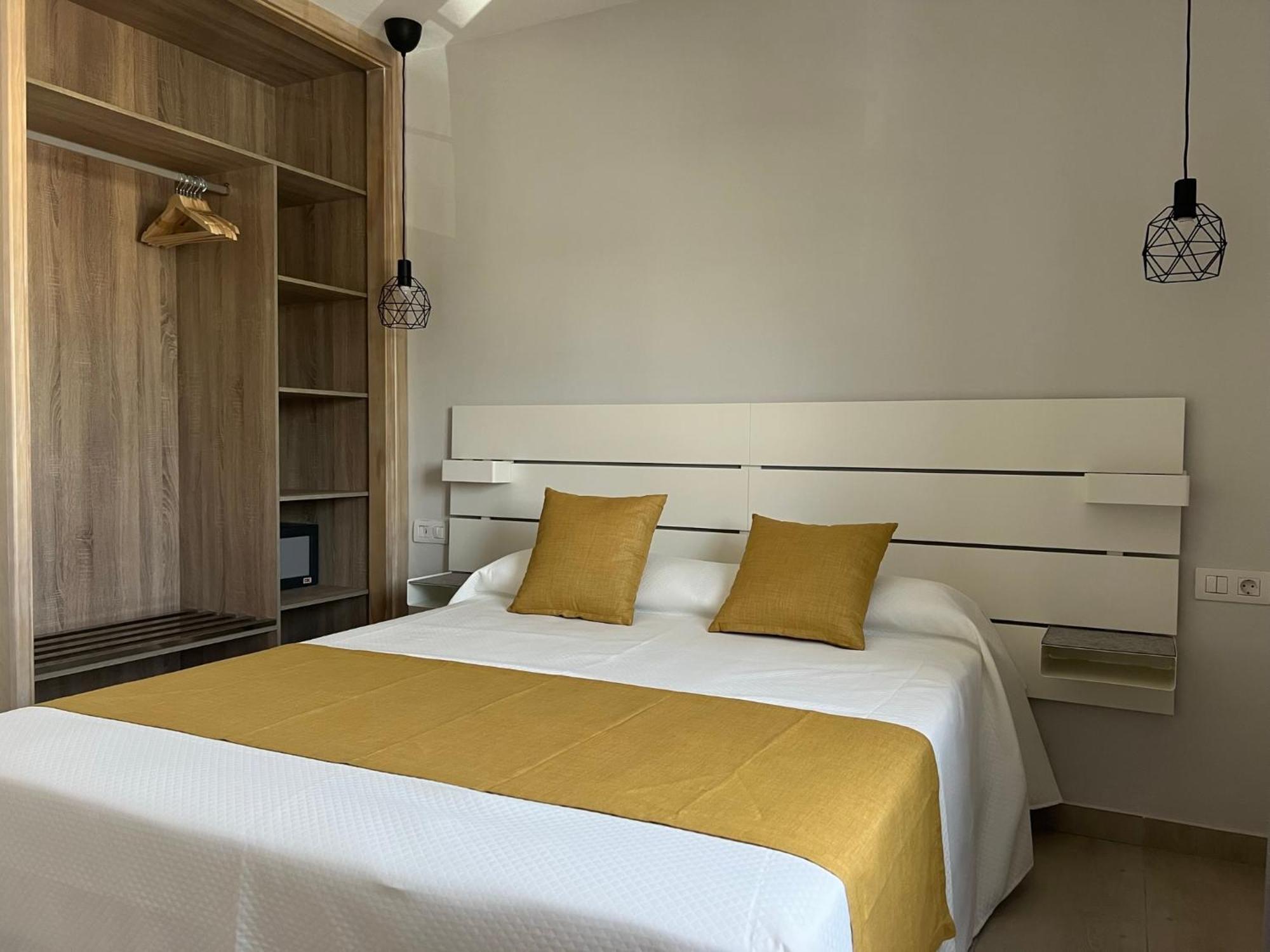 Apartamentos Fayna ปูแอร์โตเดลคาร์เมน ภายนอก รูปภาพ
